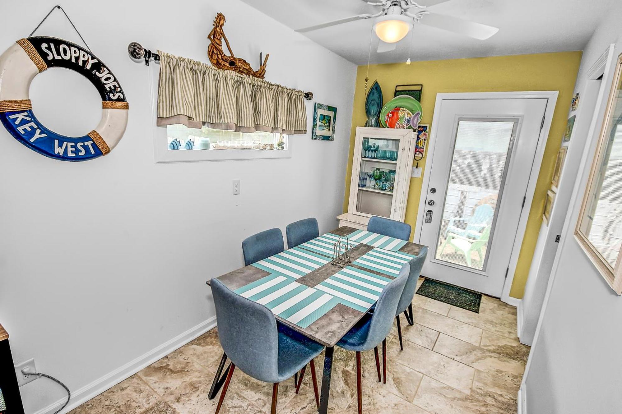 22517 Hilltop Ave - Shore Nuff Beachy *
