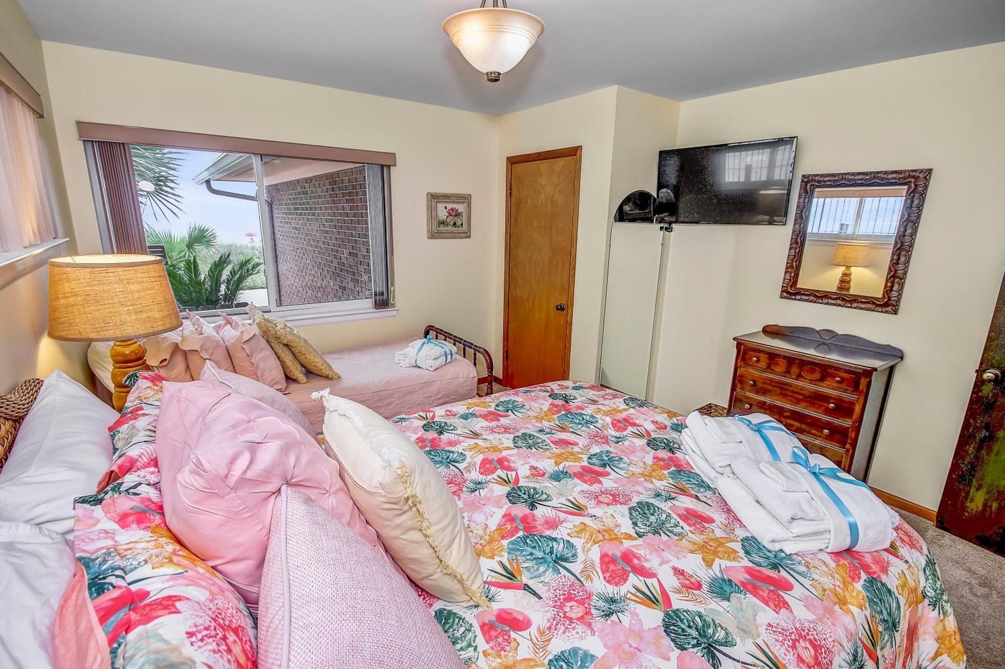 Holiday home Gulf Front 3bd/2ba With Private Access!