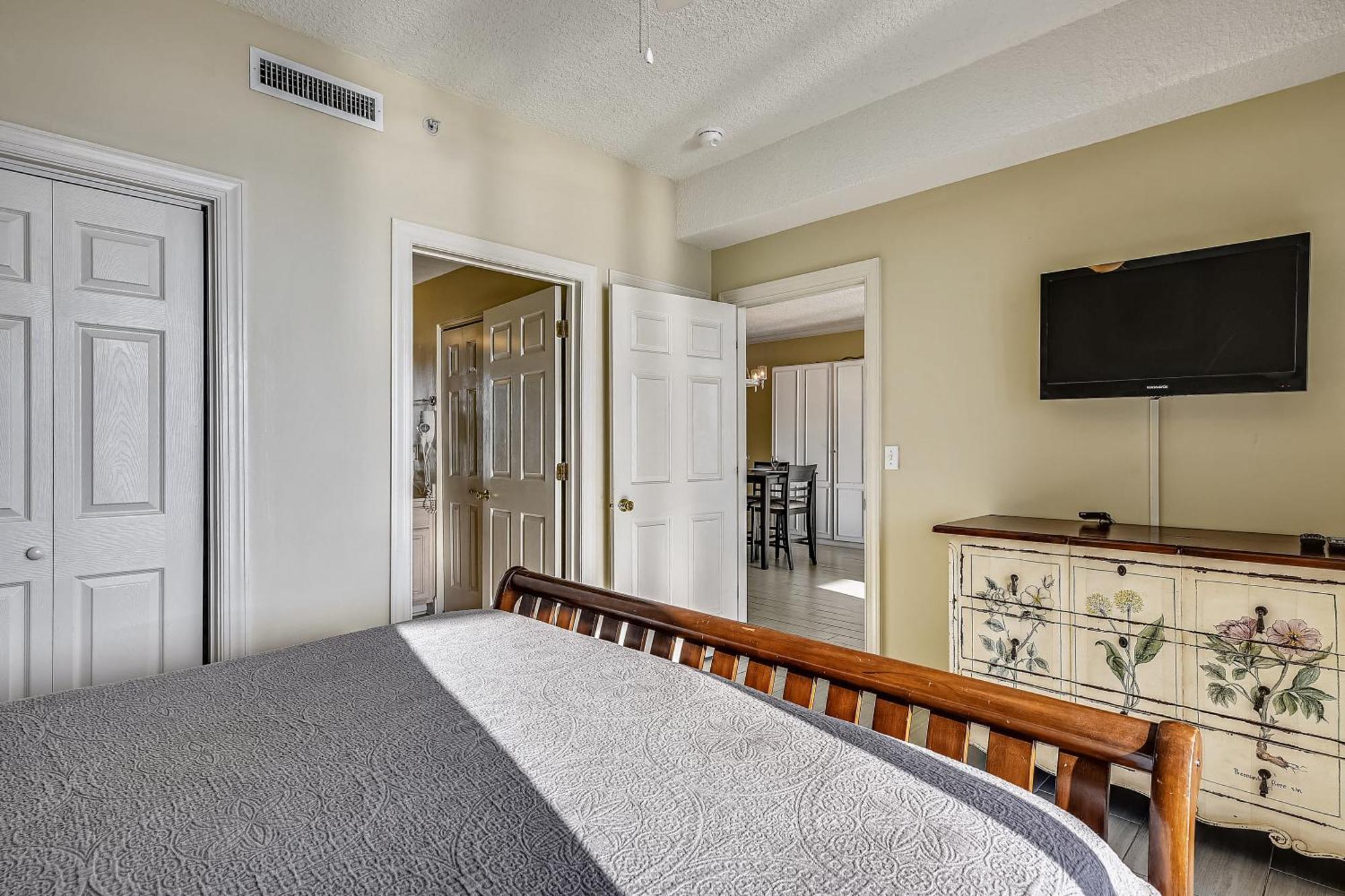 Holiday home Twin Palms #1404 By Book That Panama City Beach