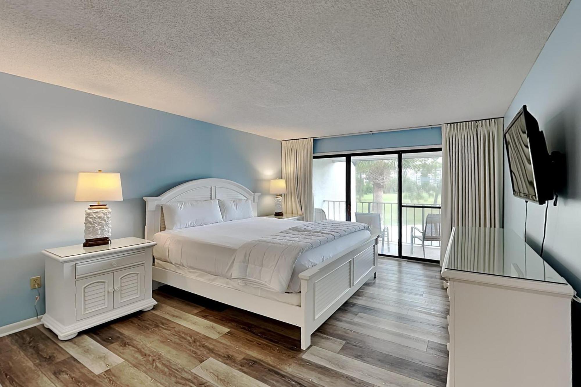Edgewater 712 Apartment *