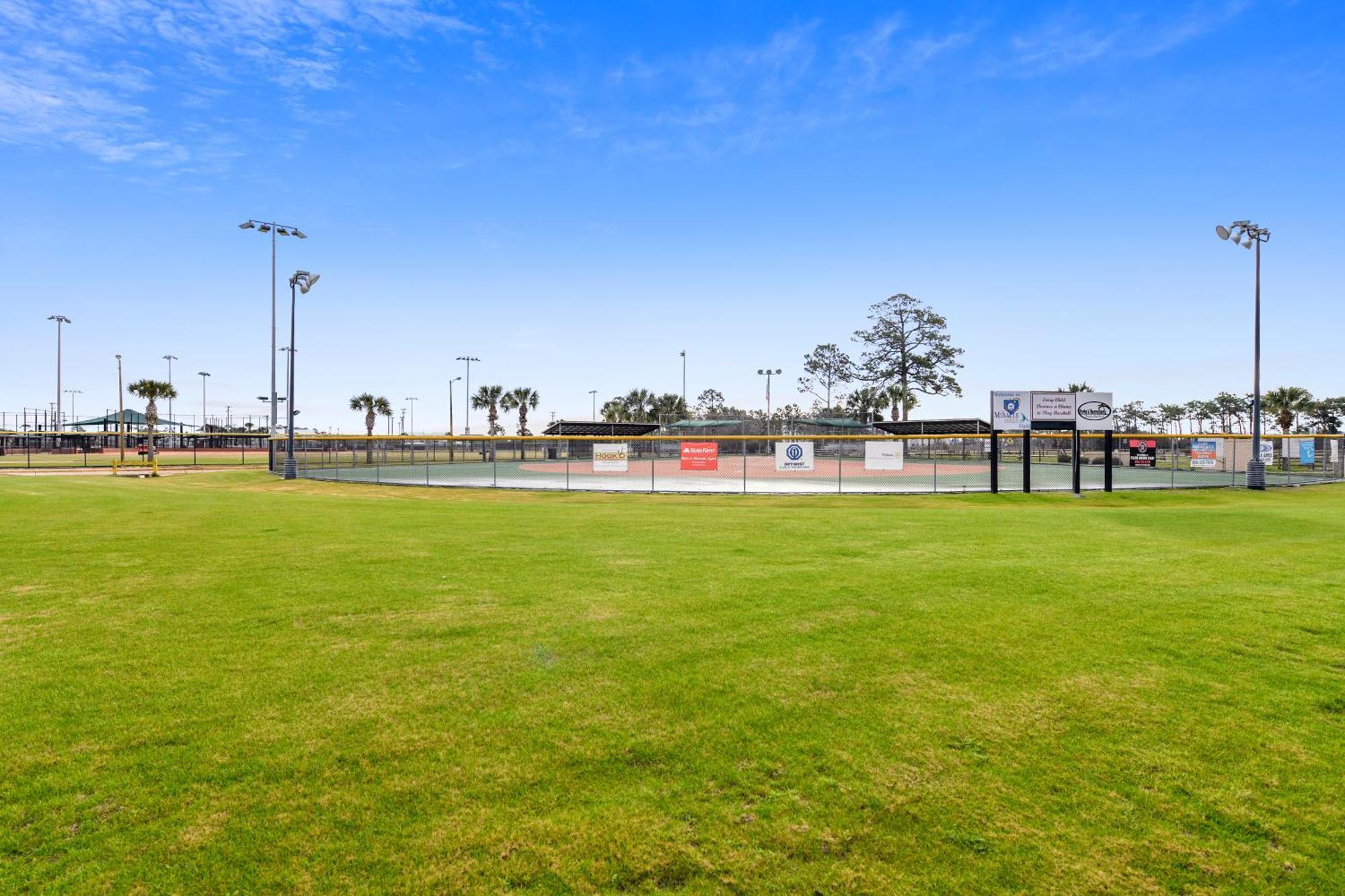 Long #1405-3 By Book That Panama City Beach