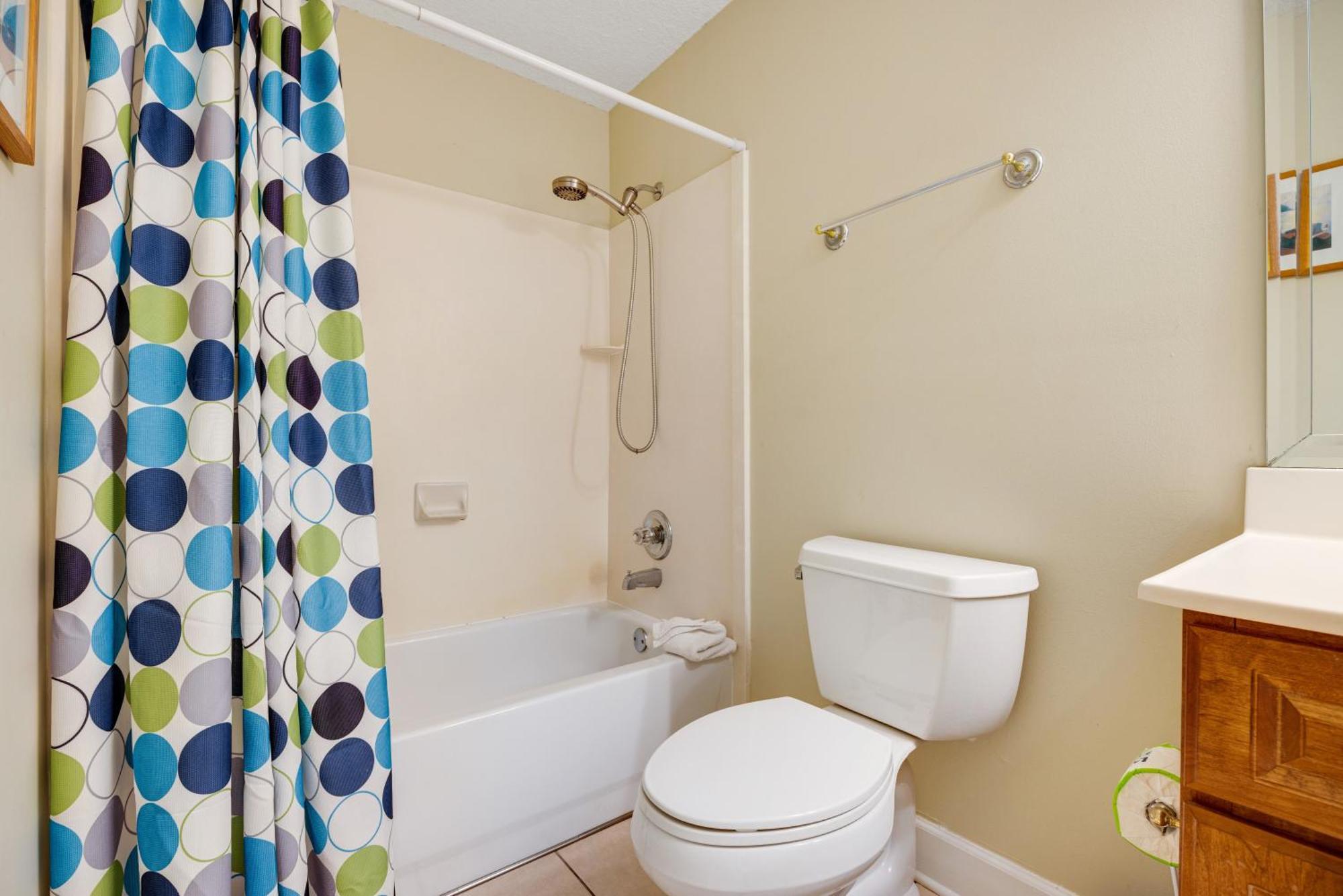 Parking Included-beachfront 2bd Ocean Villa! Gorgeous Amenities, Private Complex