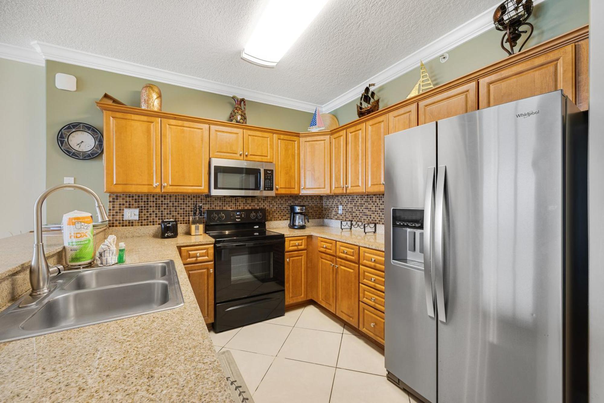 Parking Included-beachfront 2bd Ocean Villa! Gorgeous Amenities, Private Complex Holiday home *
