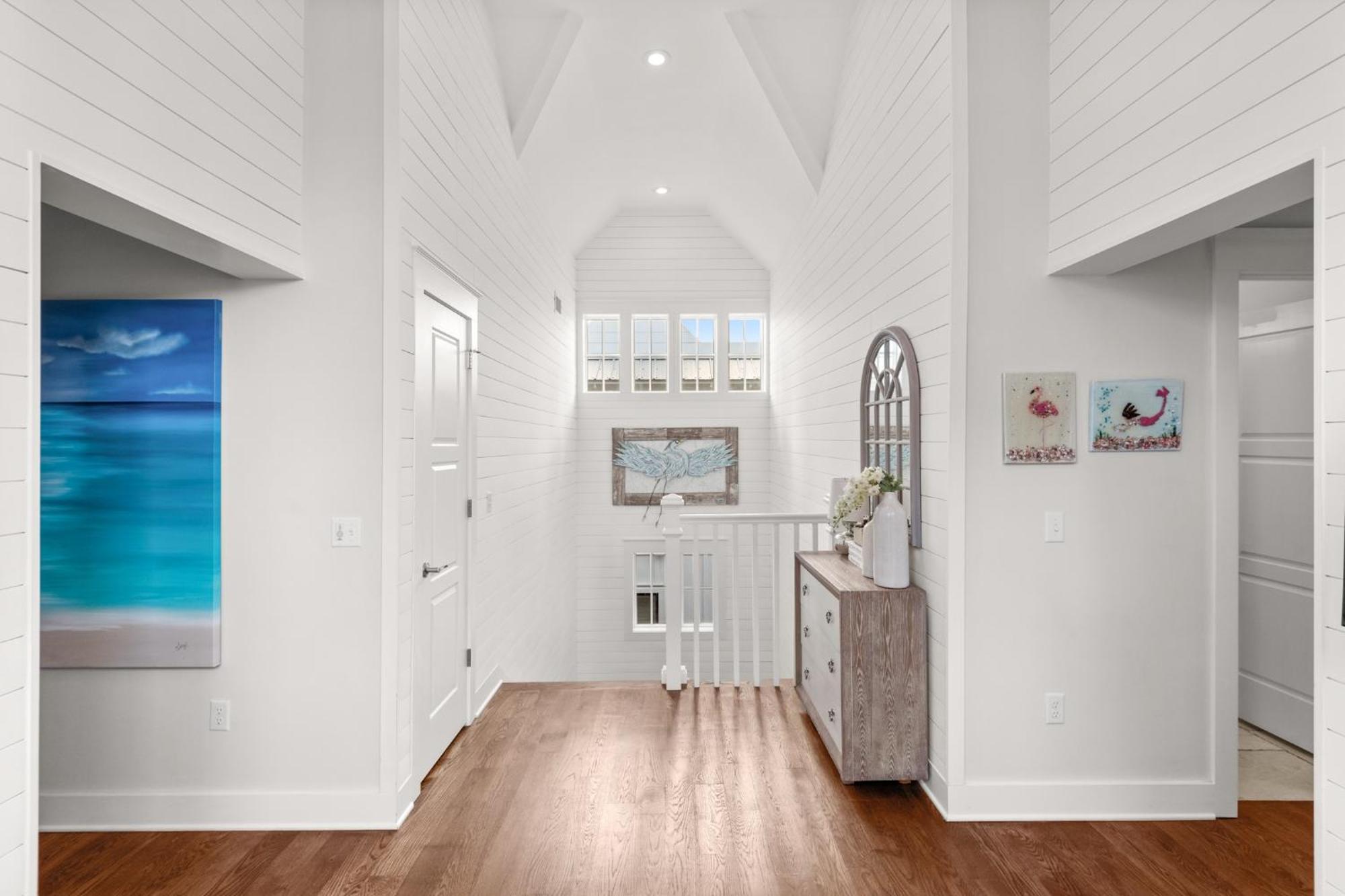 Carefree Cottage: Beachside Retreat With Pool And Tram Access *