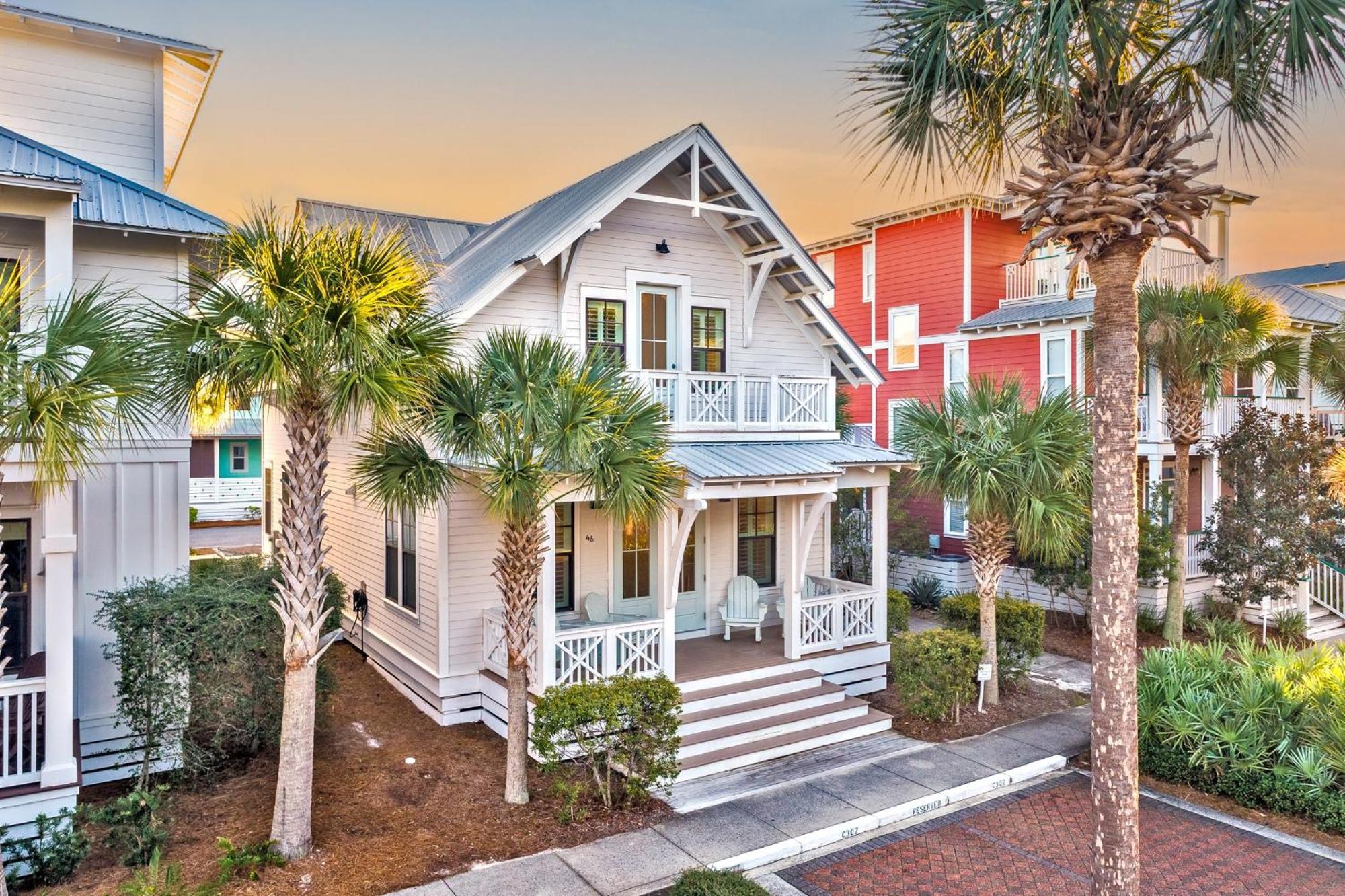 Carefree Cottage: Beachside Retreat With Pool And Tram Access