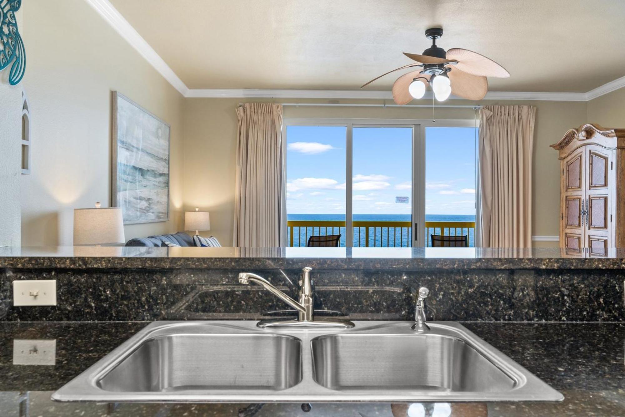 Holiday home Right Across The Street From Pier Park! 2 Pools Overlooking Gulf!next To Pier *