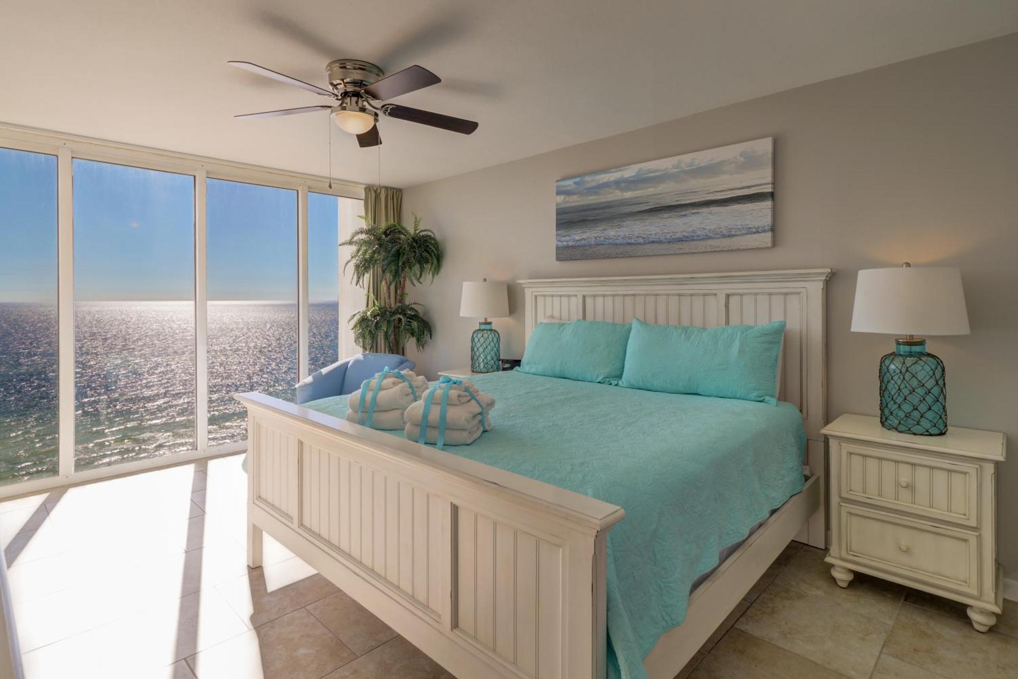 Amazing Views! Newly Listed! Family Friendly Unit! Pools! Holiday home Panama City Beach