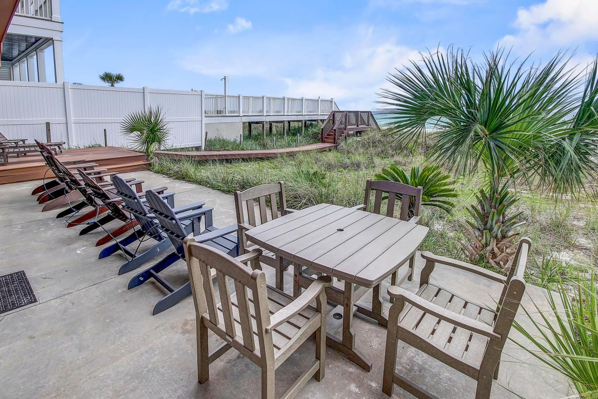 Gulf Front 3bd/2ba With Private Access! *