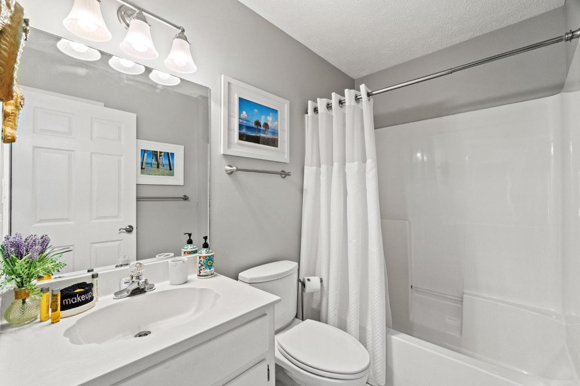 Contemporary / West End Pcb / Available Now! / Perfect For Family Holiday home Panama City Beach