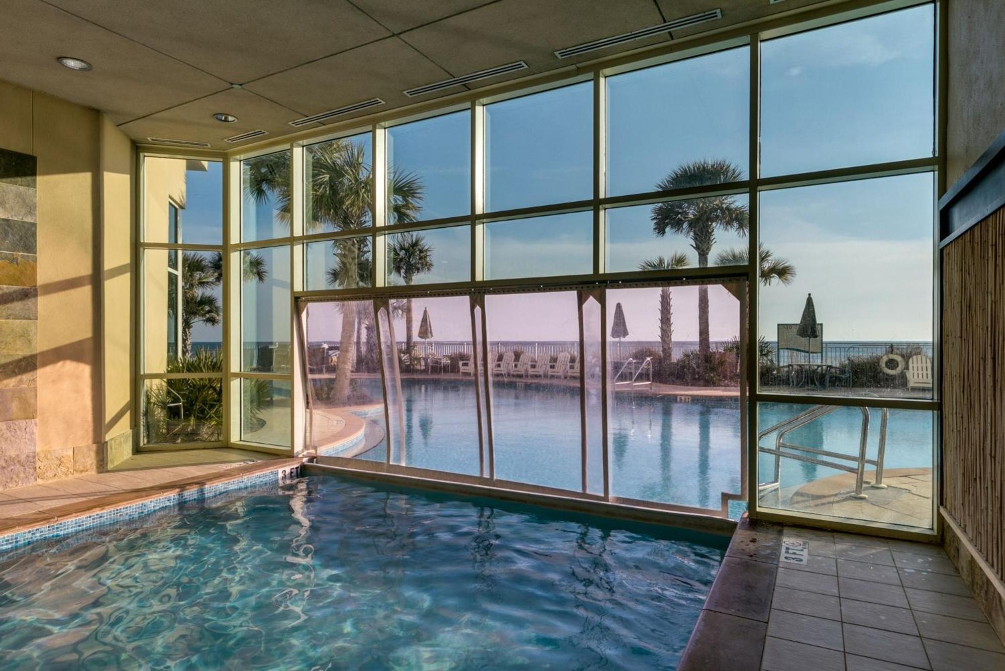 Luxury Beachfront W/ 2 Balconies! Sleeps 8! Walk To Pier Park! *
