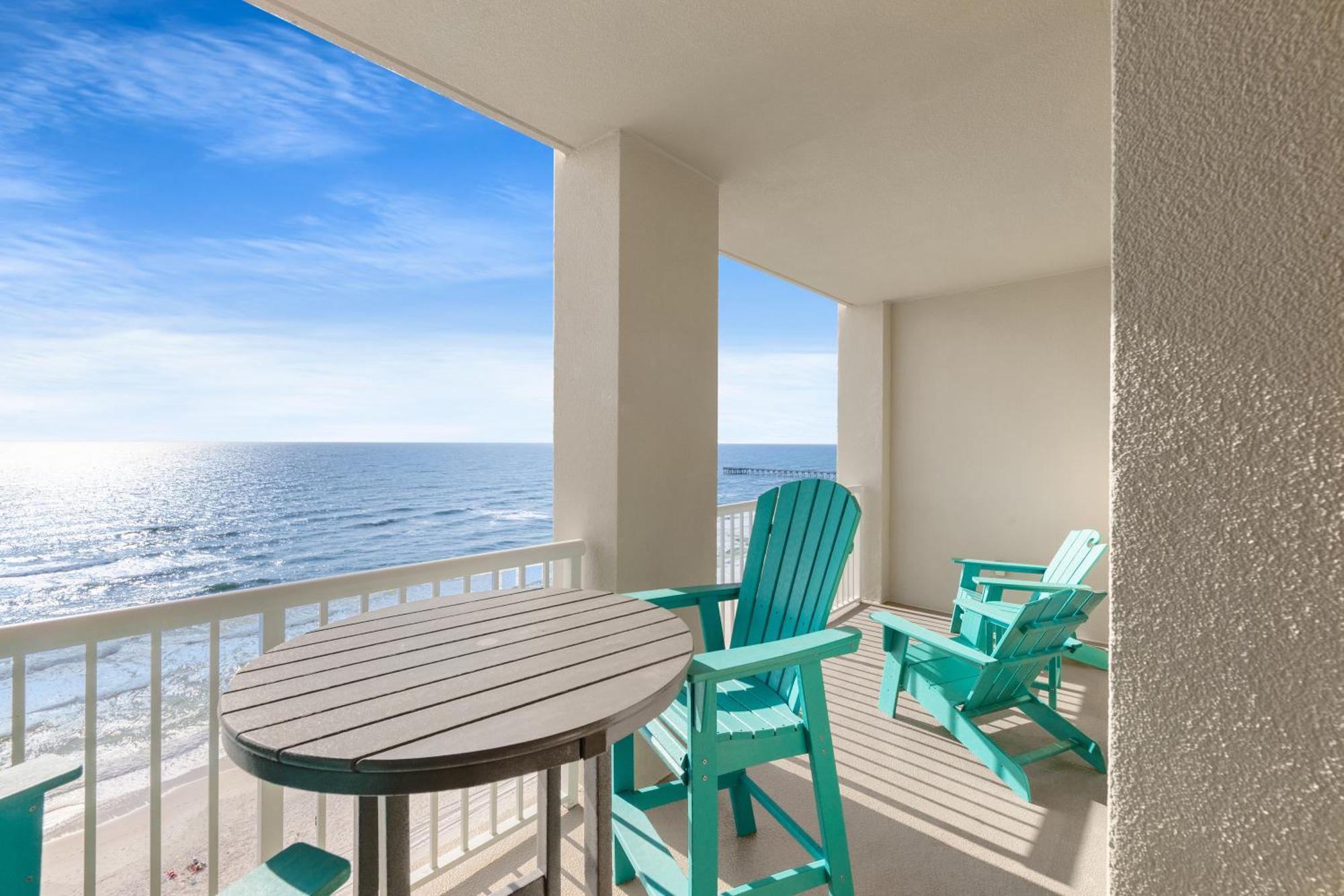 Why Is The At Grand Panama! Rooftop Pool+tiki Bar *
