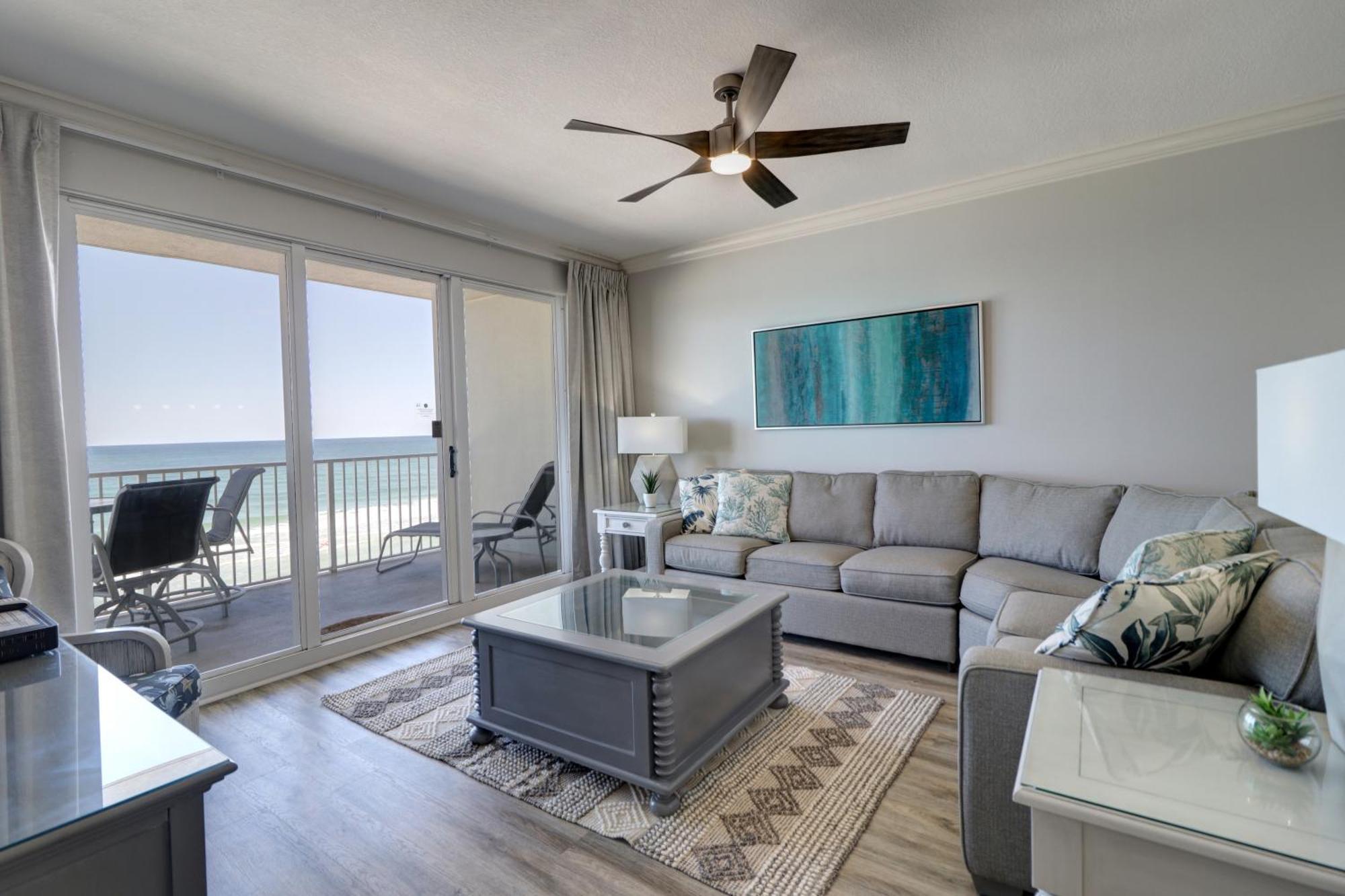 Gulf Front Master Suite! Directly On The Beach! 3 Bedroom / 2 Ba! Sleeps 8! * Panama City Beach