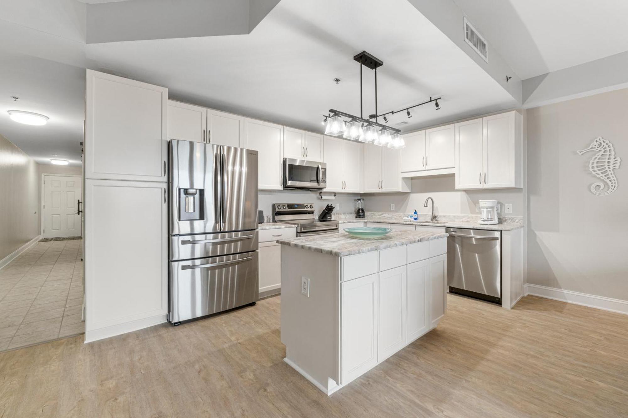 Lakeview Luxury At Laketown Wharf #235 By Nautical Holiday home *