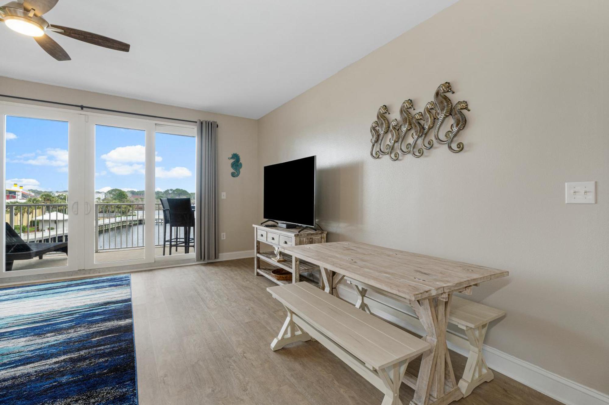 Lakeview Luxury At Laketown Wharf #235 By Nautical Panama City Beach