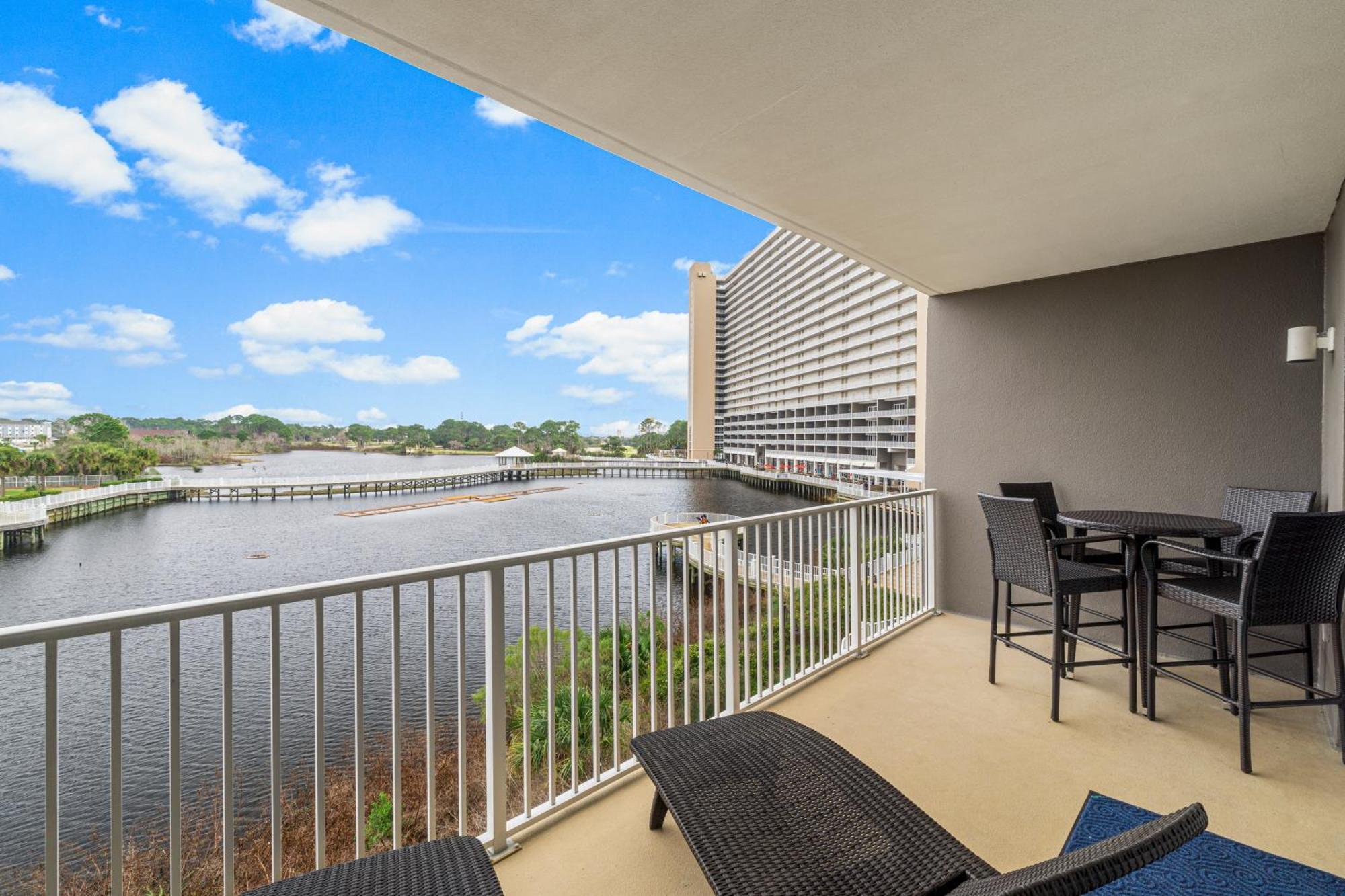 Lakeview Luxury At Laketown Wharf #235 By Nautical Panama City Beach