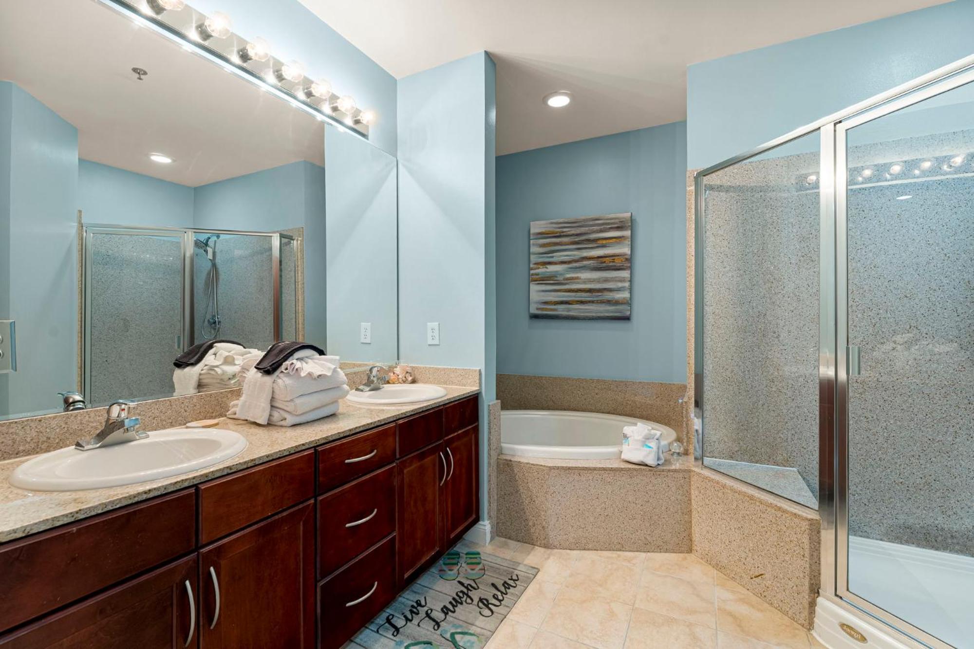 Apartment Laketown Wharf 2032 Panama City Beach