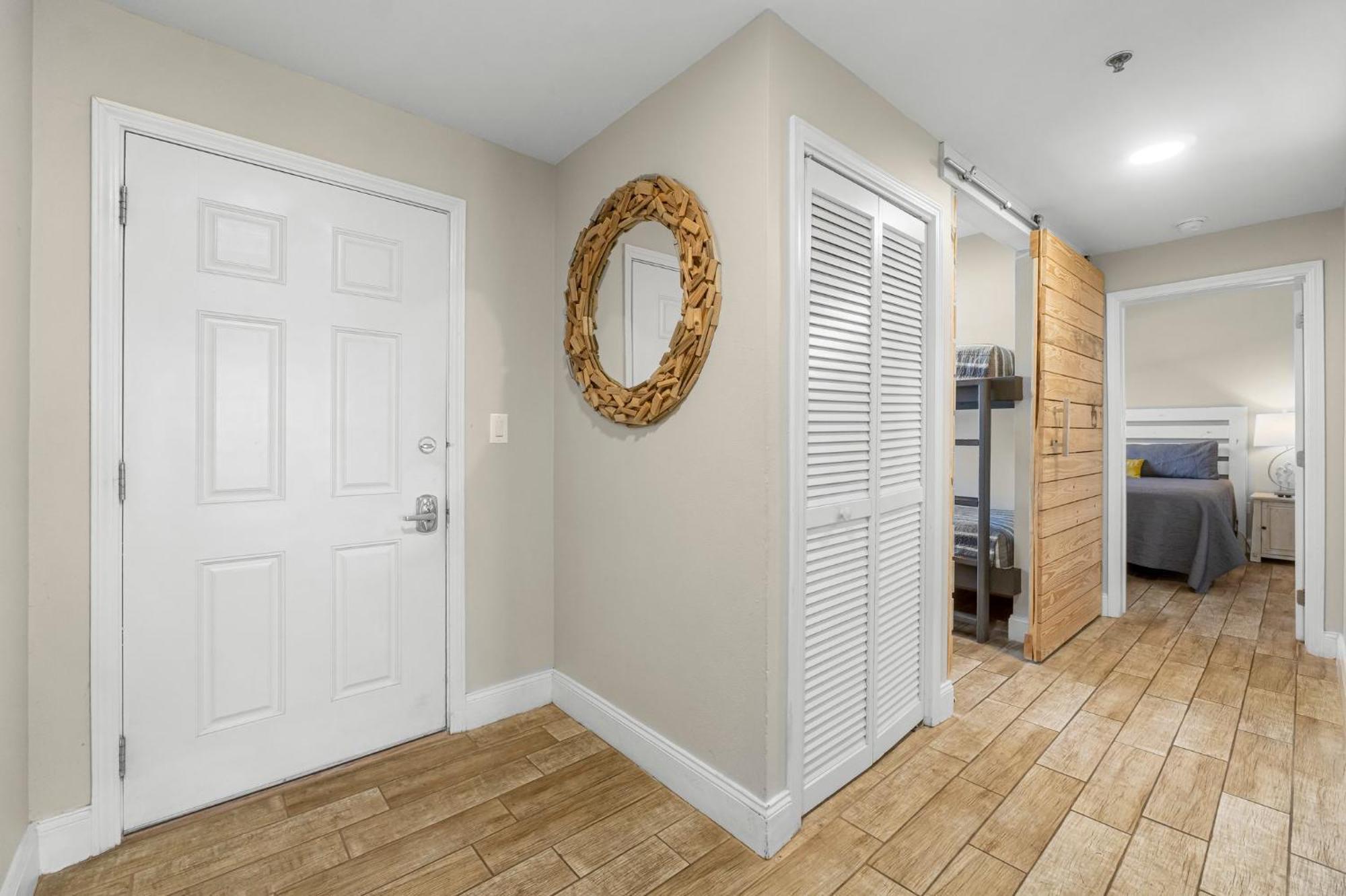 Holiday home Laketown Wharf #1411 By Nautical Panama City Beach