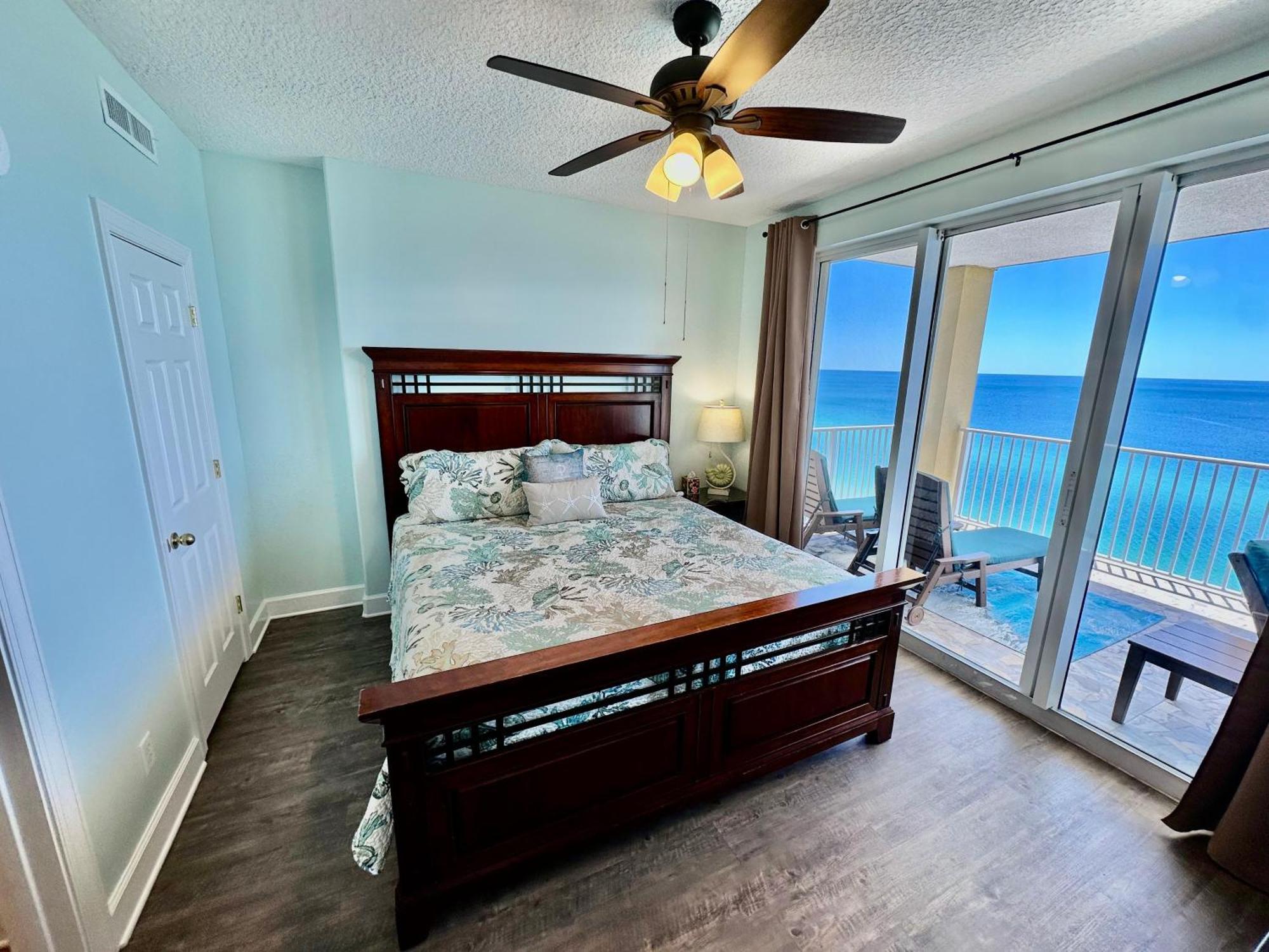 Holiday home Tropic Winds 1401
