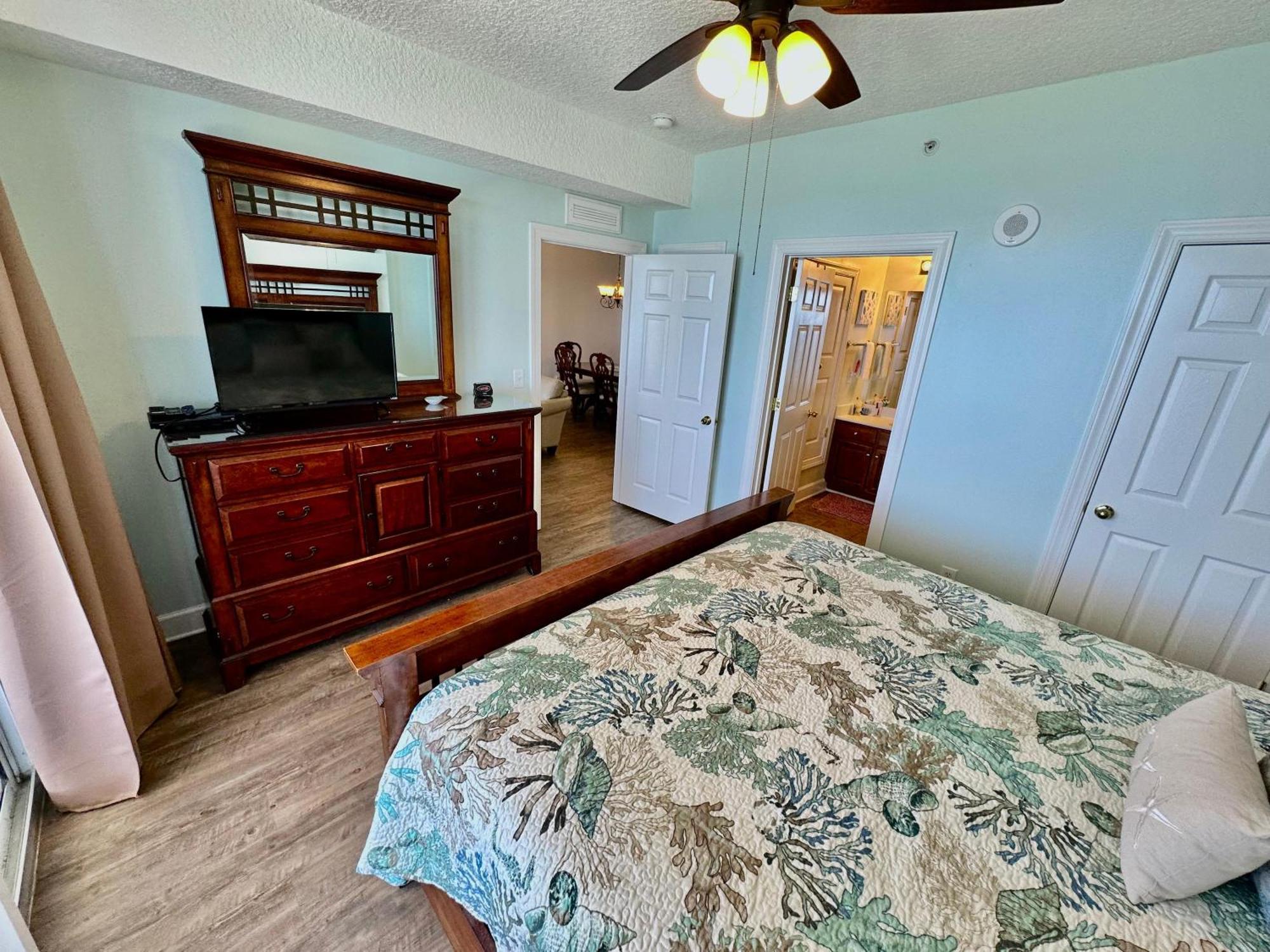 Holiday home Tropic Winds 1401