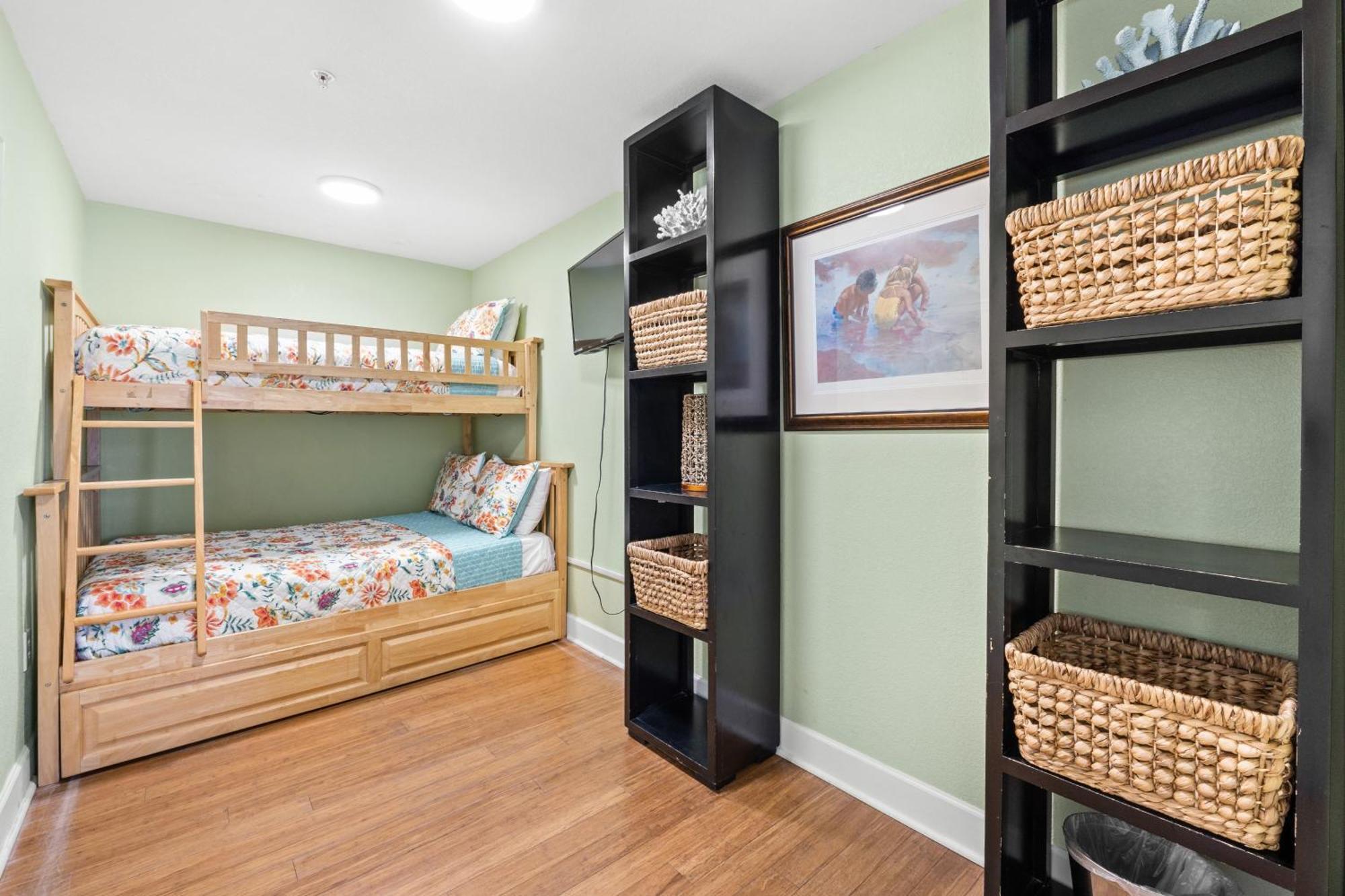 Holiday home Tidewater #2801 By Book That *