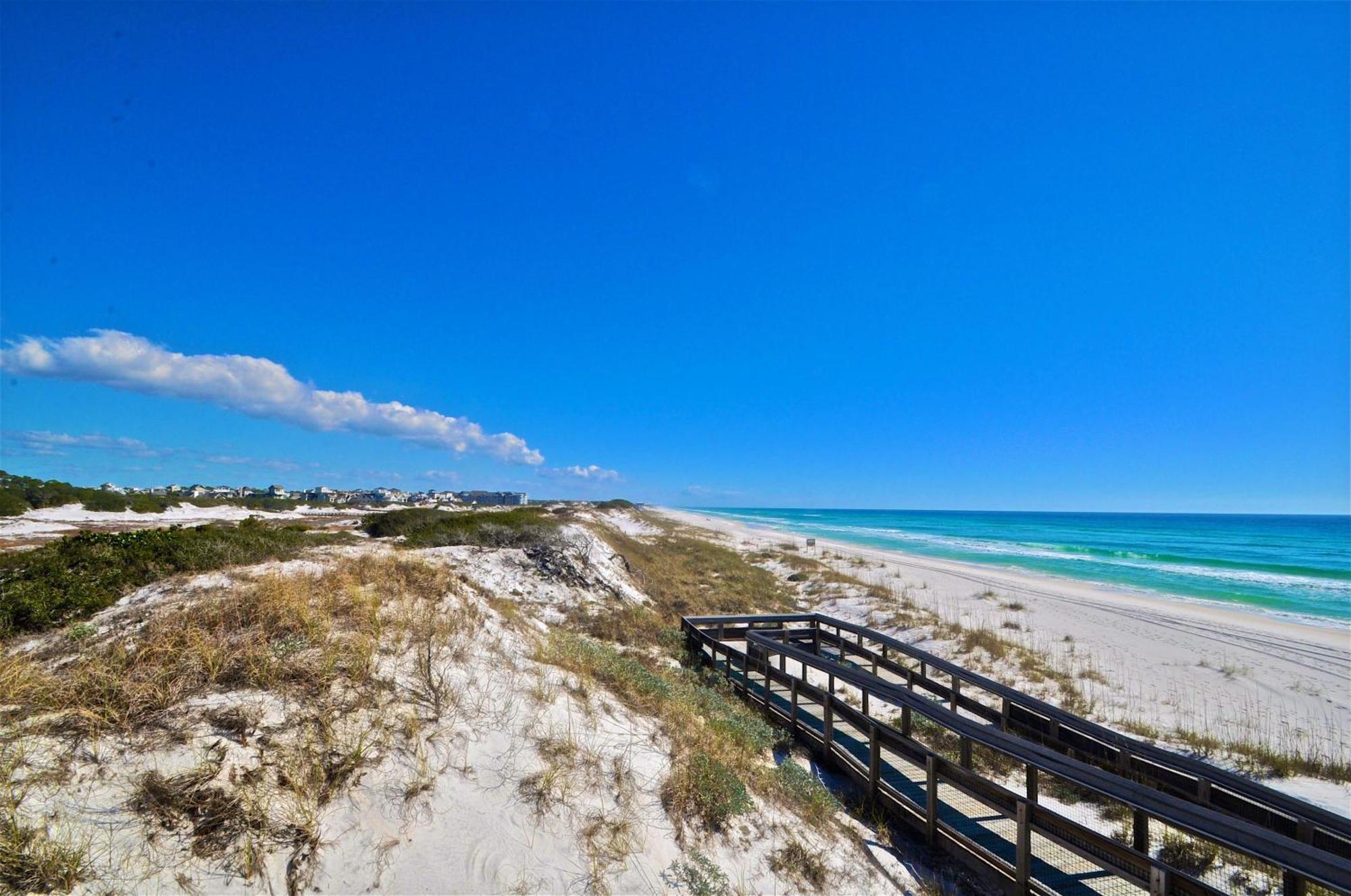 Prominence 30a - Lucky Old Sun Holiday home *