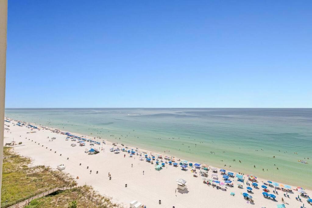Beachfront #1112 At Majestic Apartment