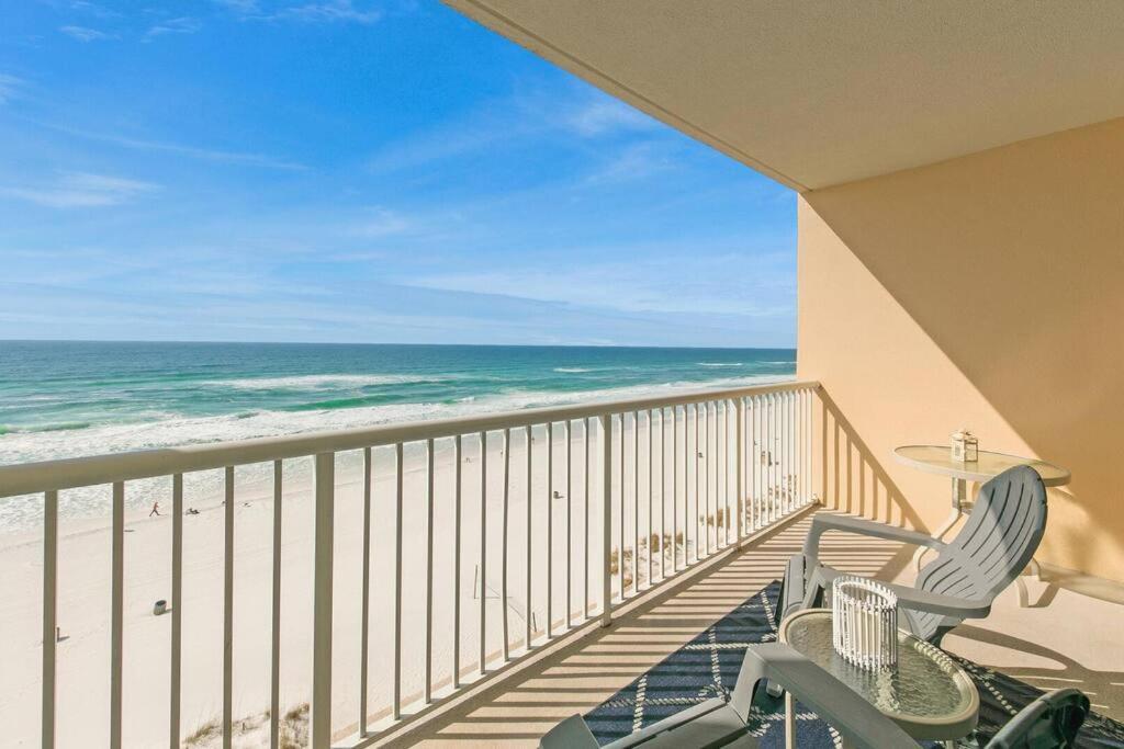 Apartment Beachfront #1112 At Majestic *
