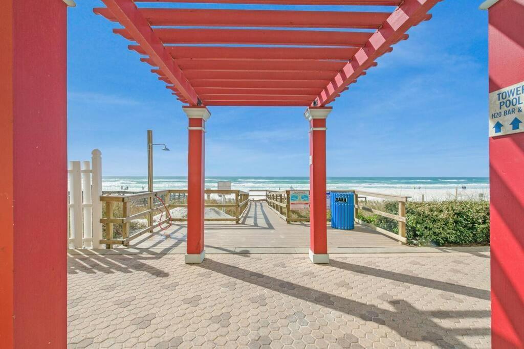 Beachfront #1112 At Majestic Apartment
