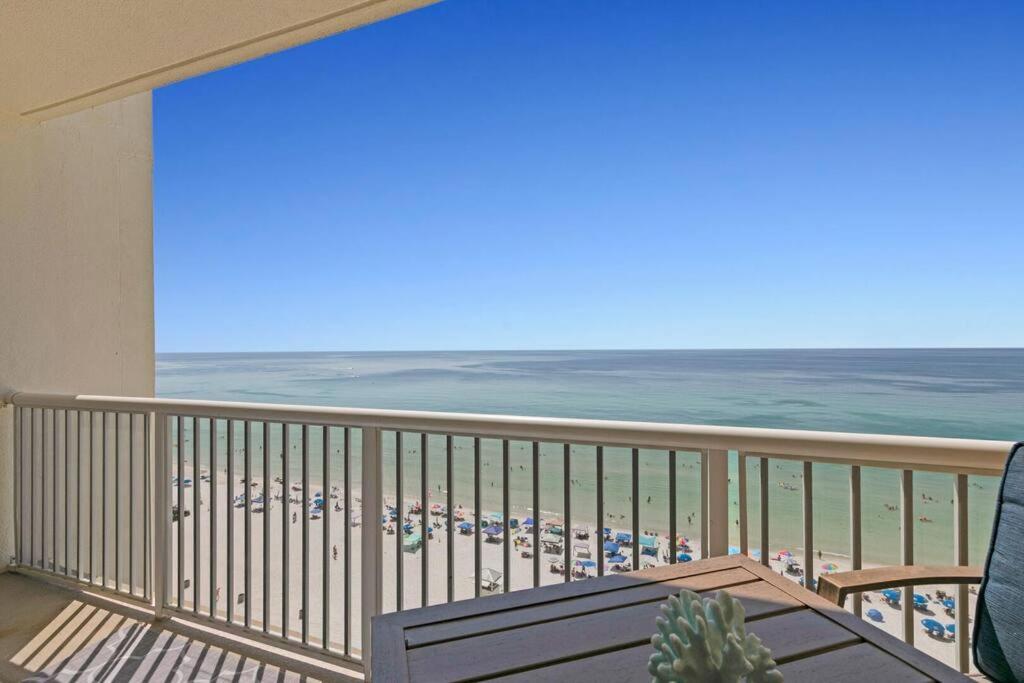 Apartment Beachfront #1112 At Majestic Panama City Beach
