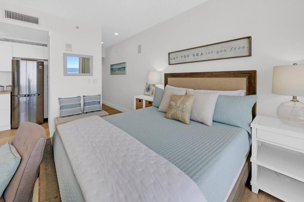 Beachfront #1112 At Majestic *