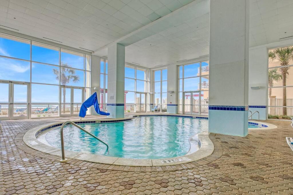 Beachfront #1112 At Majestic Panama City Beach