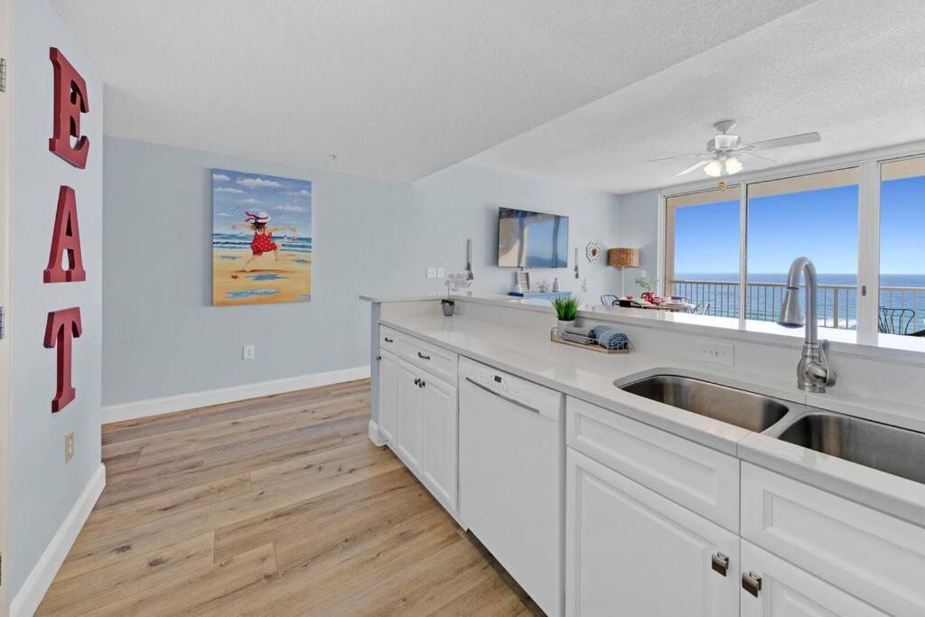 Beachfront #906 At Majestic Apartment