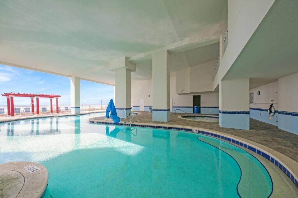 Beachfront #906 At Majestic * Panama City Beach