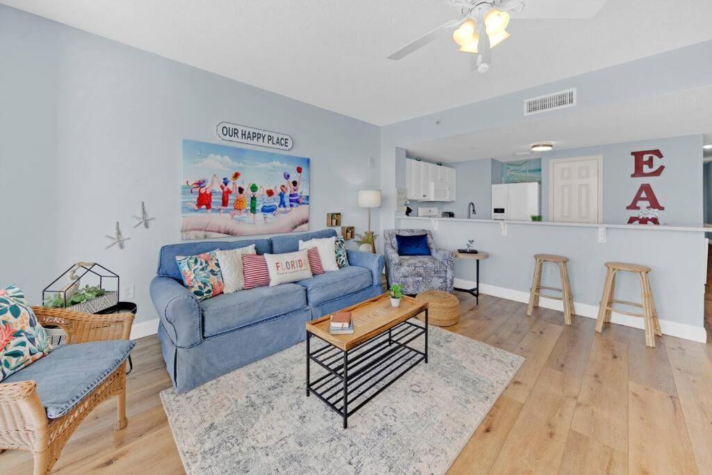 Beachfront #906 At Majestic Apartment