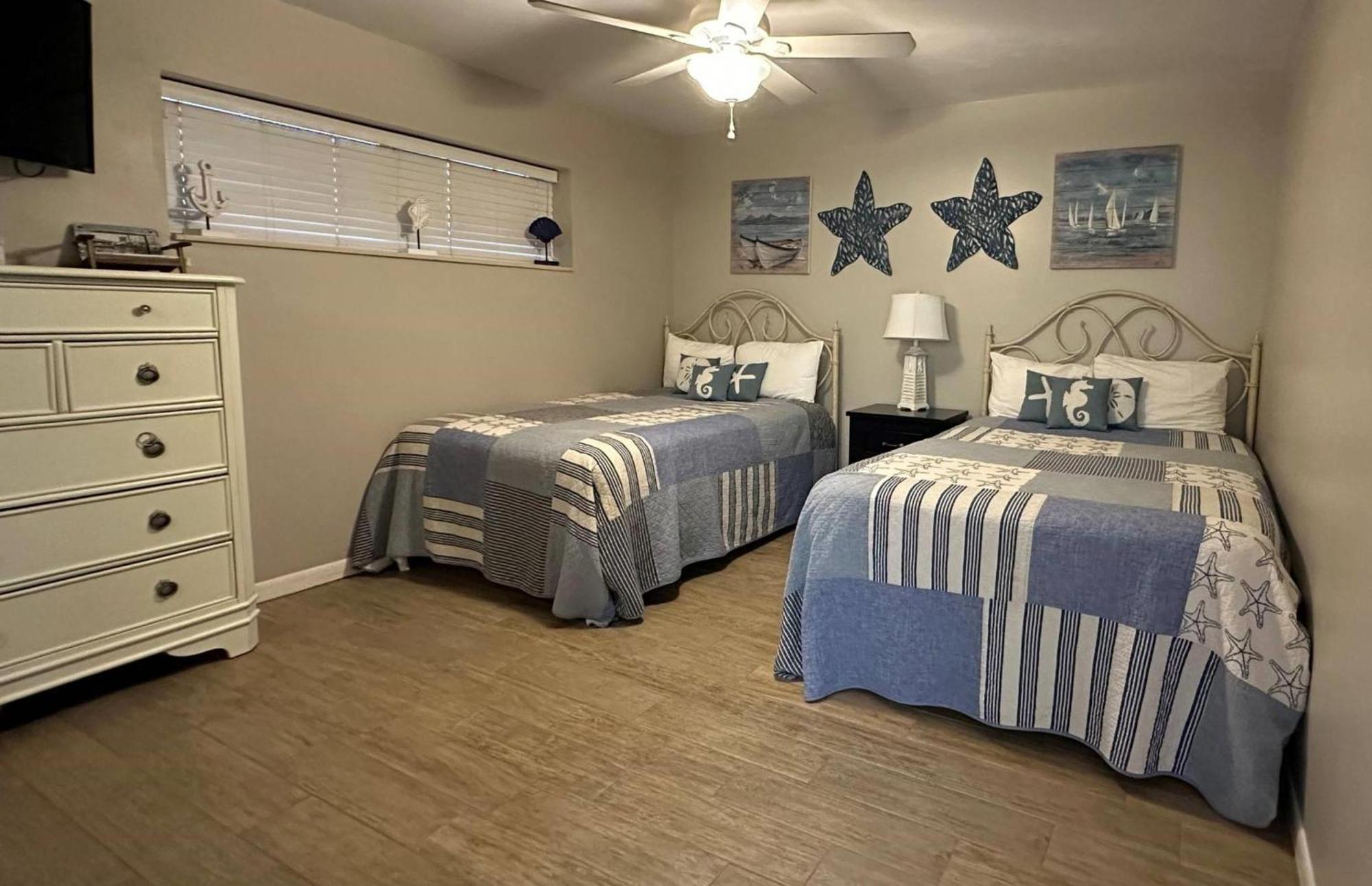 Summerhouse By Panhandle Getaways *