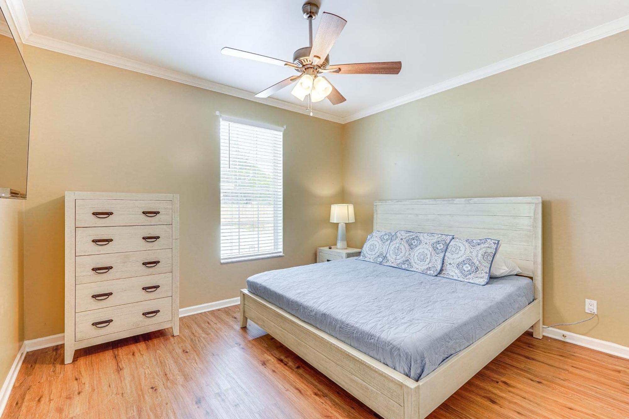 Dog-friendly Panama 1 Mi To Powell Lake! Holiday home