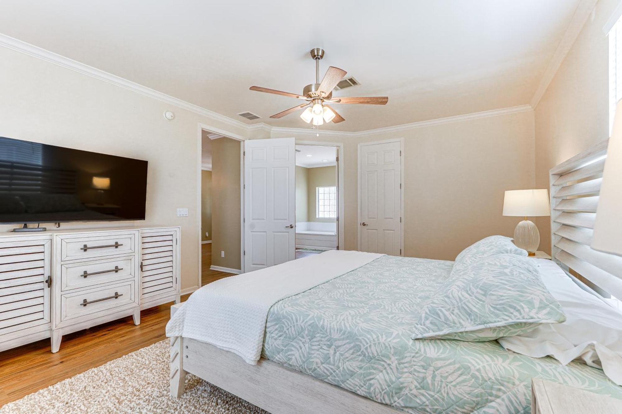 Dog-friendly Panama 1 Mi To Powell Lake! * Panama City Beach