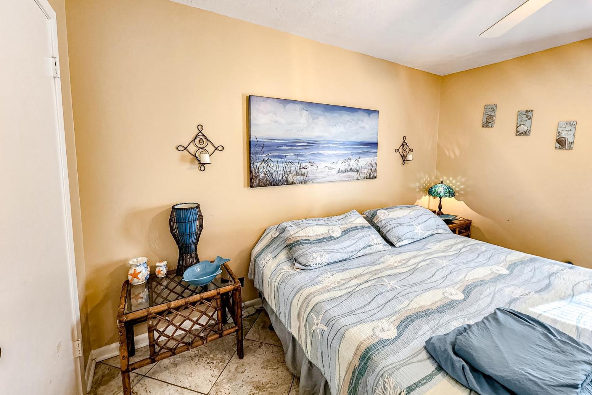 Seaside Sensibilities Apartment *