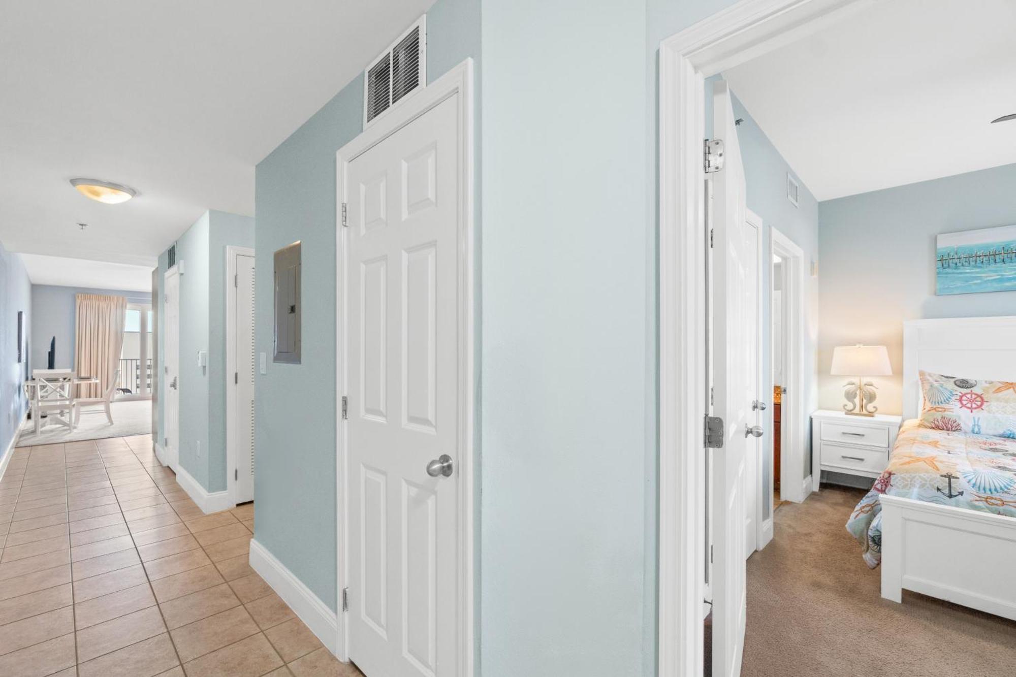 Holiday home Laketown Wharf #1117 By Book That Panama City Beach