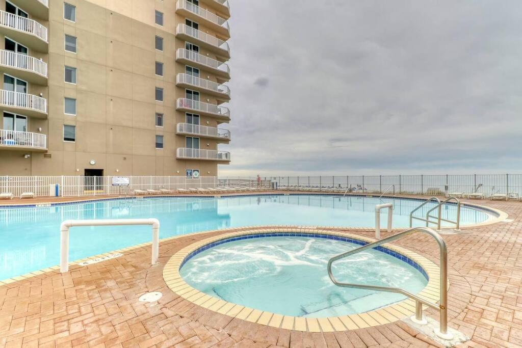 Apartment Tw1612 Master On The Gulf !! *