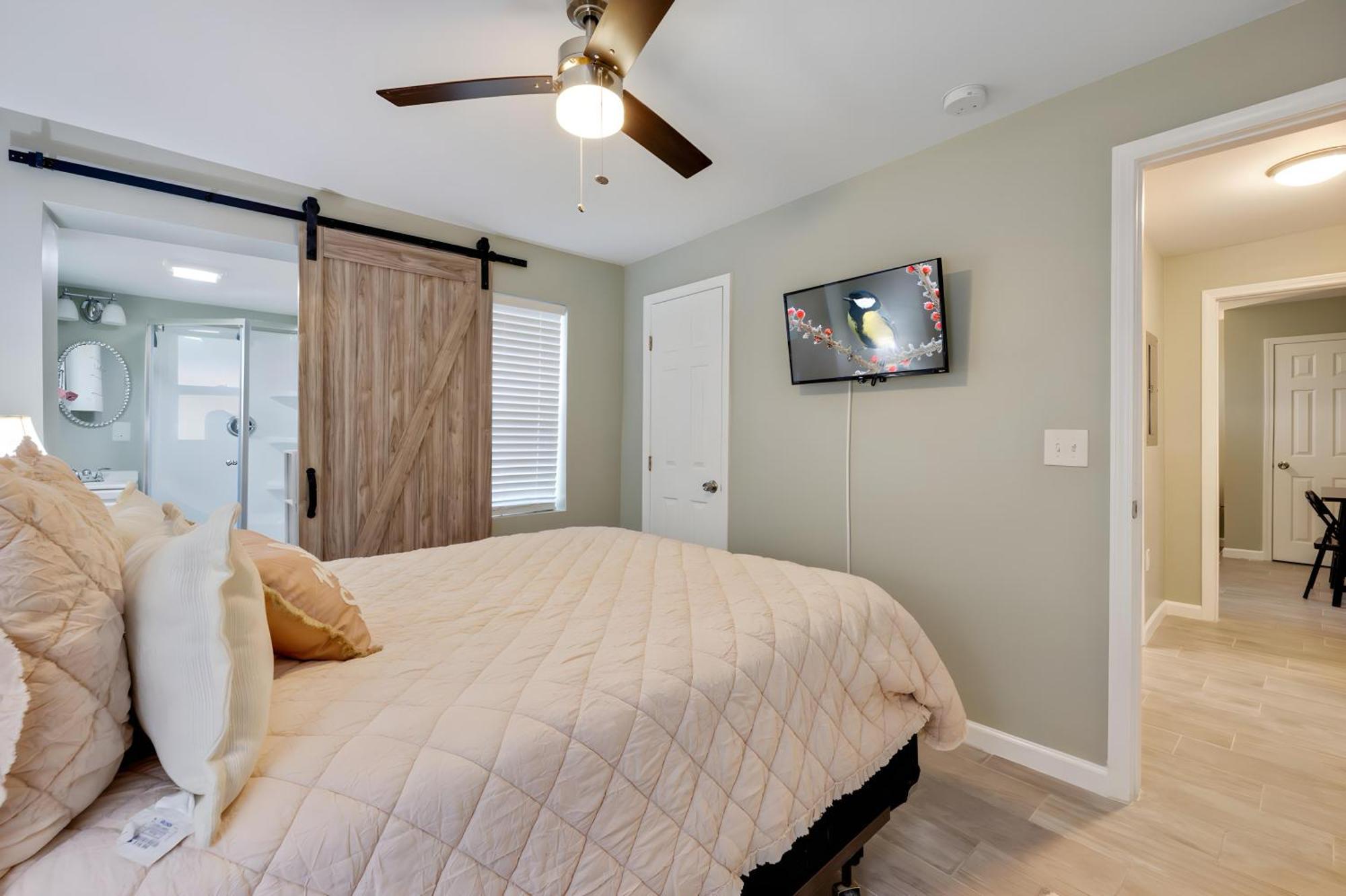Sea Breeze House- 3 Bd 2 Ba 5 Min Walk To Panama City Beach