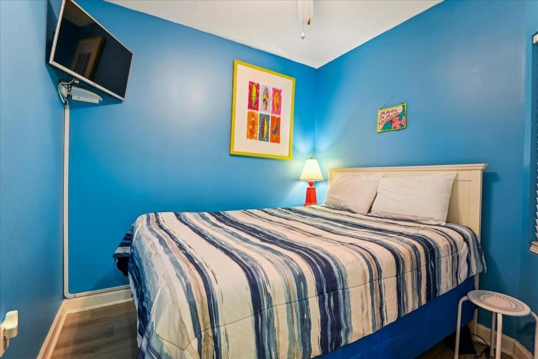 905 Seychelles Apartment
