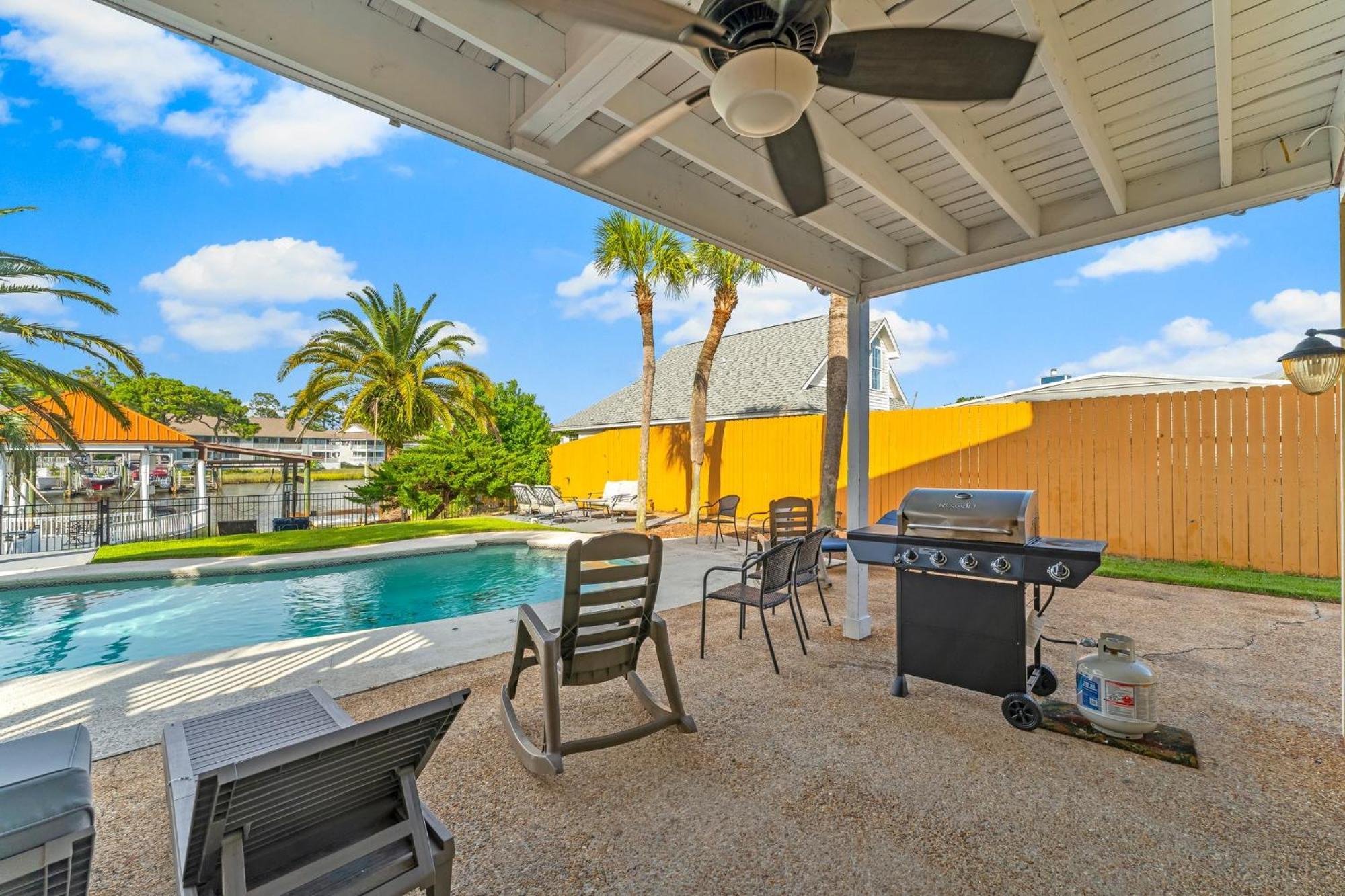 Holiday home Tranquil Lagoon House! Pool And Nearby! By Dolce Getaways!