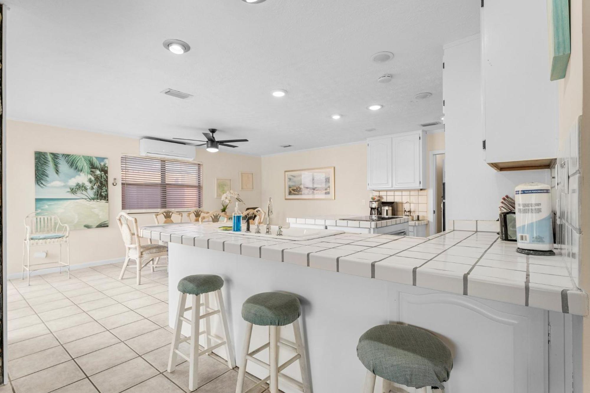 Tranquil Lagoon House! Pool And Nearby! By Dolce Getaways! * Panama City Beach