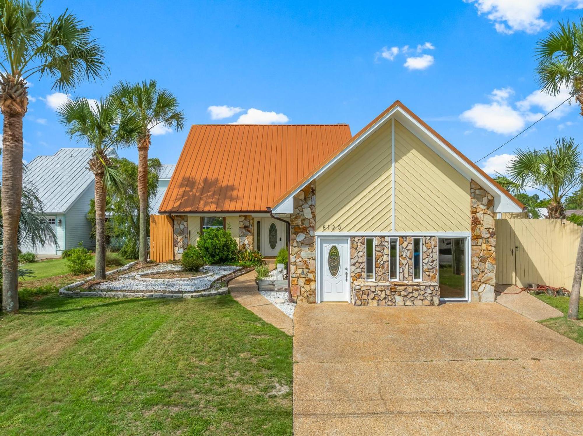 Tranquil Lagoon House! Pool And Nearby! By Dolce Getaways! Panama City Beach