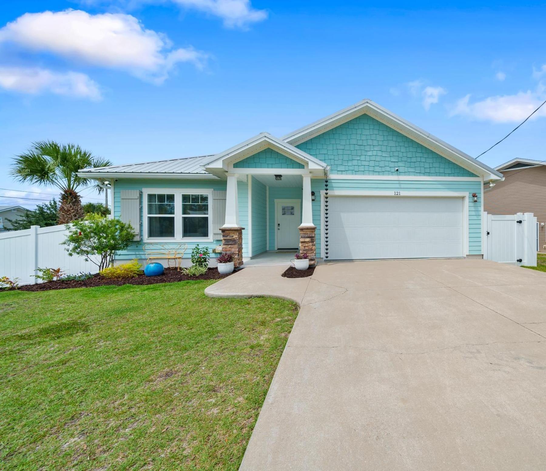 Laid Back In Laguna - Pet Friendly, Private Pool Panama City Beach