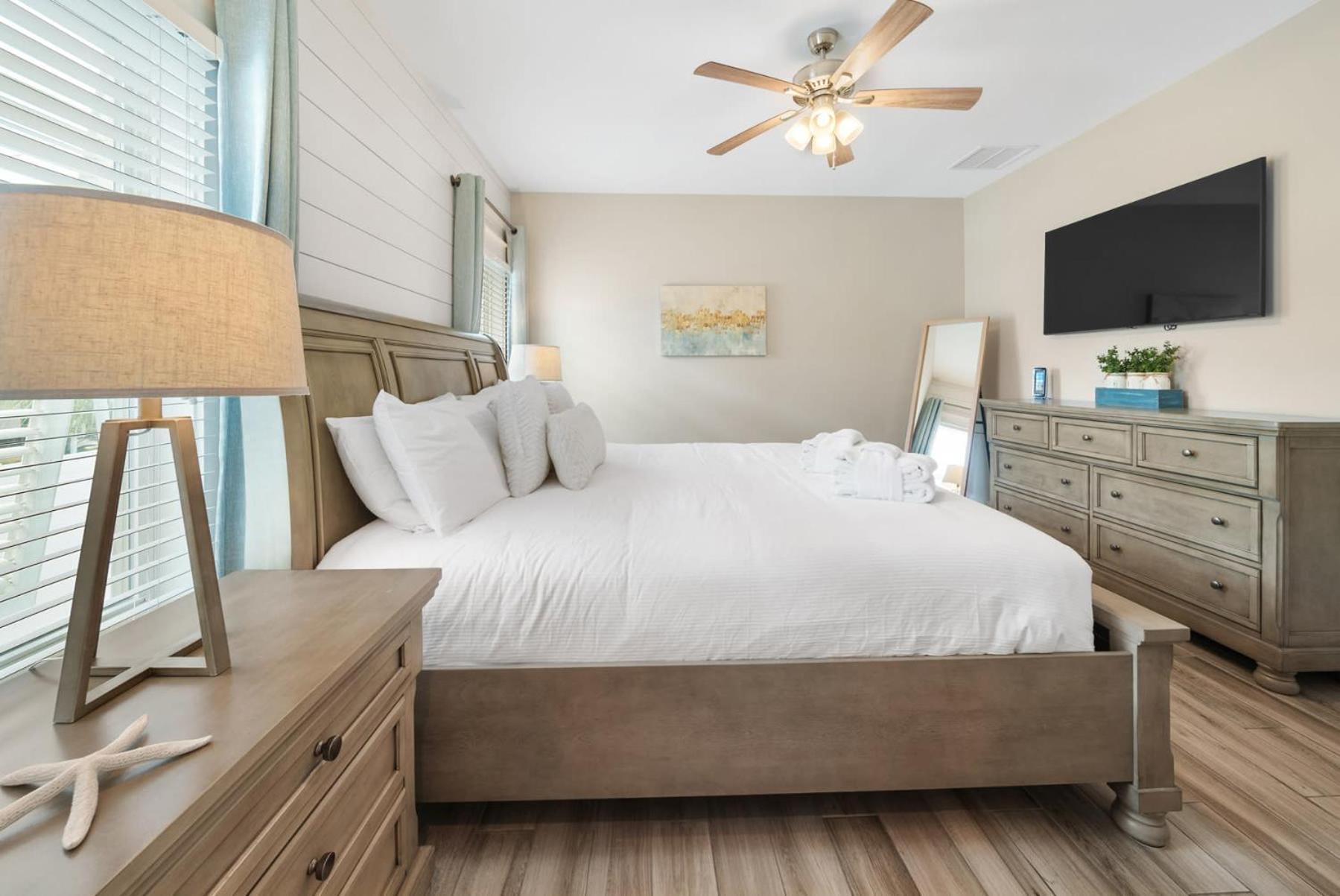 Laid Back In Laguna - Pet Friendly, Private Pool Panama City Beach
