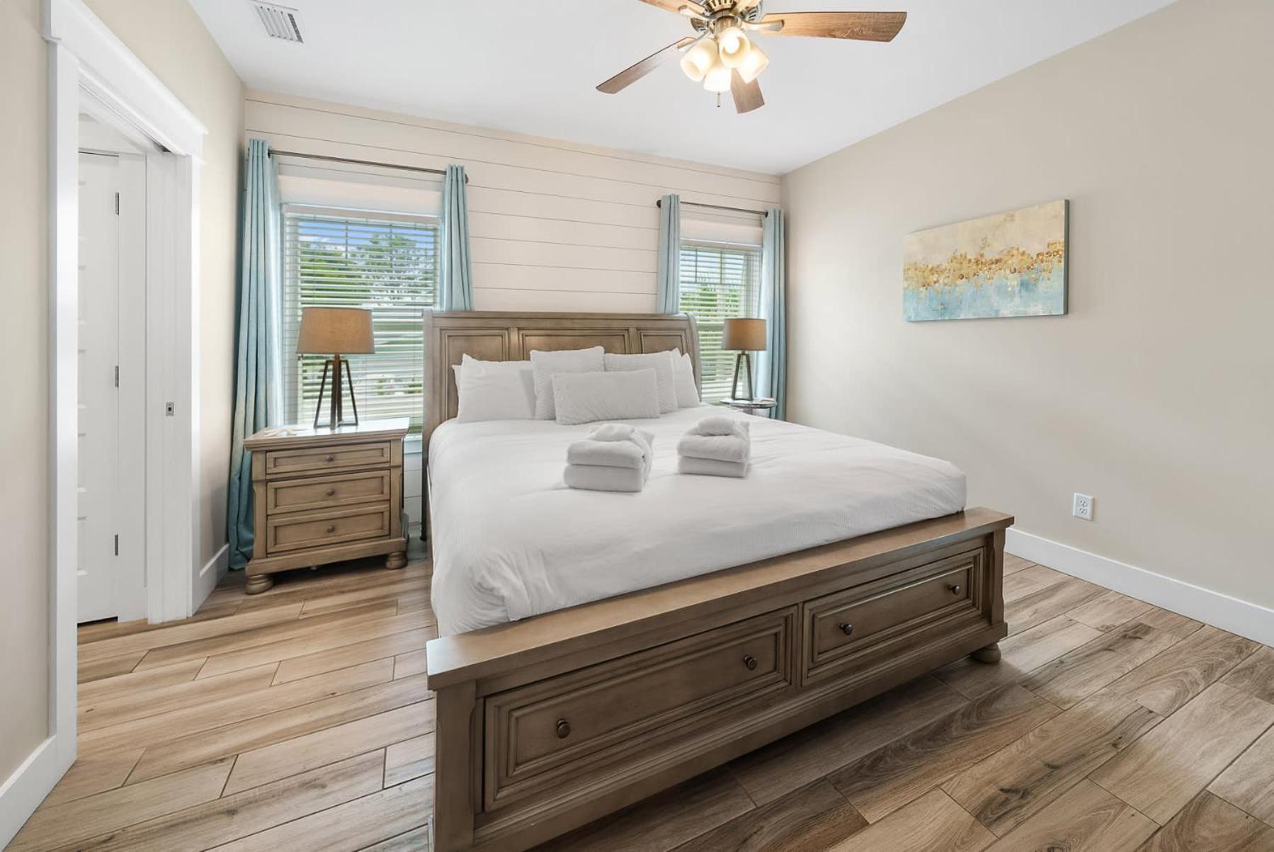 Laid Back In Laguna - Pet Friendly, Private Pool