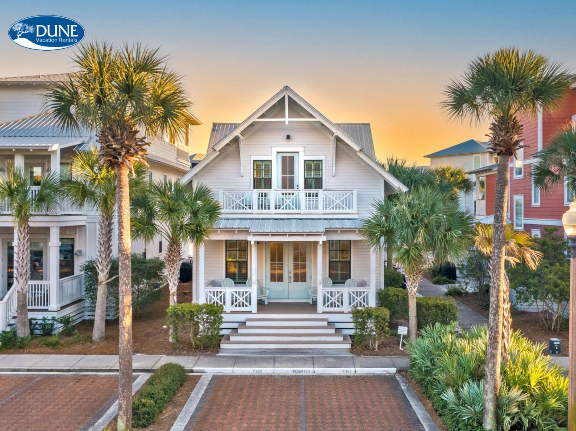 Carefree Cottage: Beachside Retreat With Pool And Tram Access * Panama City Beach