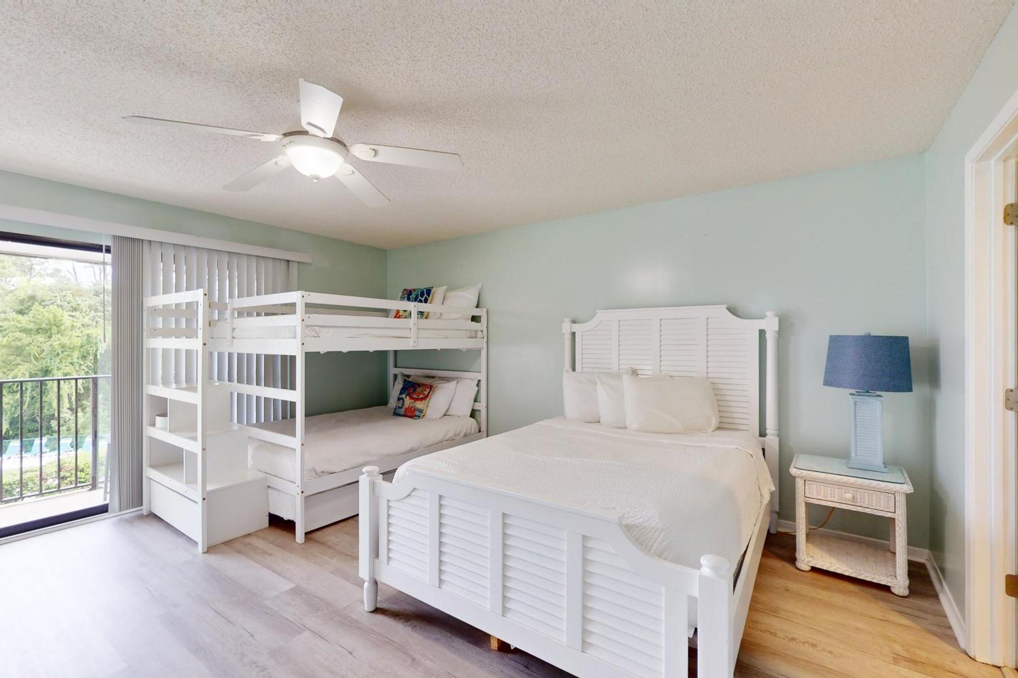 Edgewater Golf #3217 Apartment *